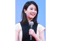 共演者もスタッフも吉高由里子にメロメロ（時事通信フォト）