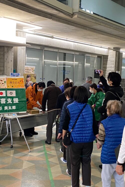 1月19日、石川県金沢市「いしかわ総合スポーツセンター」を訪れた杉