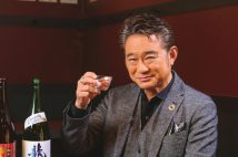 日本酒通の船越英一郎が語る“酒の愉しみ方”「香りが華やかな日本酒はワイングラスで。飲む前の“上立ち香”を楽しんで」