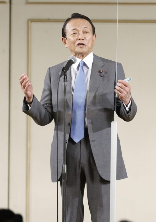 麻生太郎氏（写真／共同通信社）