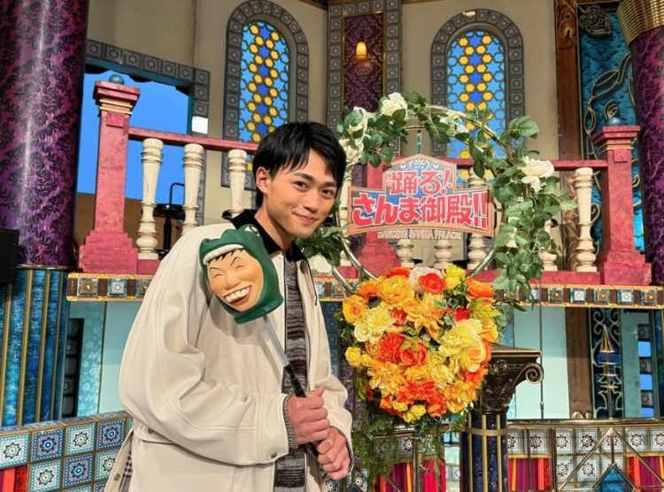 中山秀征と元宝塚歌劇団星組の白城あやかさんの長男で俳優の中山翔貴