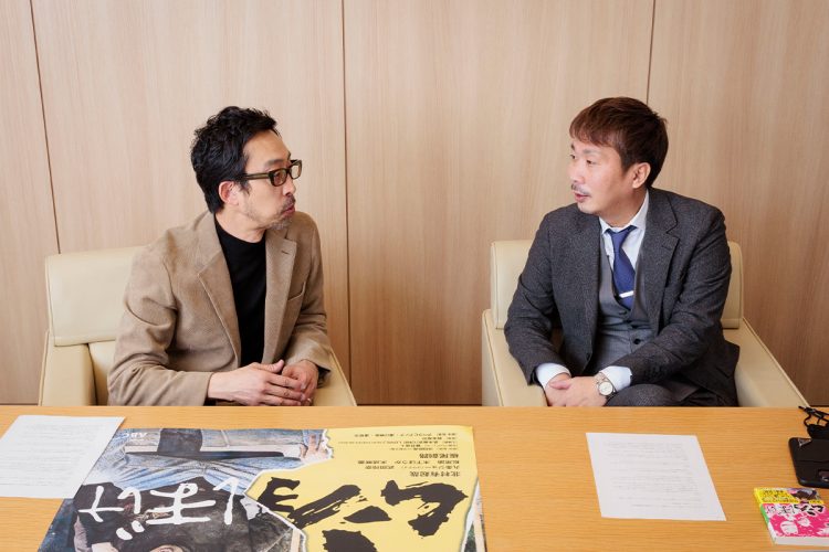 『ムショぼけ』漫画化を記念して、ドラマで主人公・陣内を演じた北村と、原作者の沖田氏が対談を行った