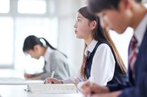 「本当のことを書いたのに…」生徒・教師らが明かす「合格体験記」のリアルな内幕 検閲の実態、明らかな盛り、役立つ活用法