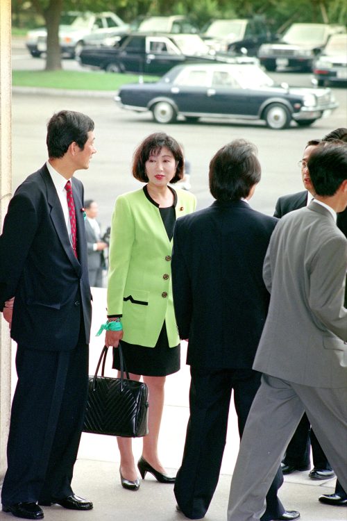 1993年、初登院した小池百合子都知事（時事通信フォト）
