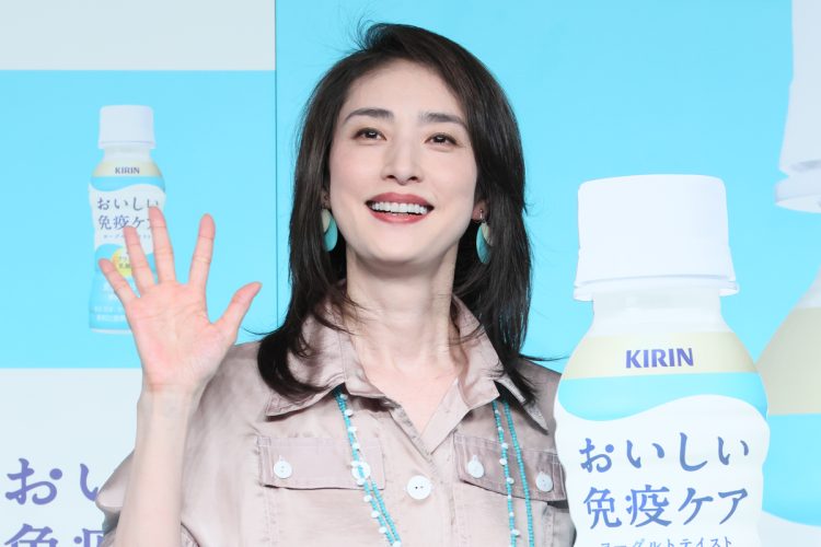 初共演・天海祐希もハイテンションに! “木村拓哉の相手役”が 初共演・天海祐希もハイテンションに! “木村拓哉の相手役”が