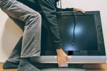 「えっ!タダじゃないの?」“余ってるから譲る”と言われた人がお金を請求された時の驚きと不満 「先に金額を言わないのはずるい」「友人をフリマサイト代わりに使うな」