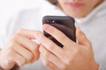 タイパ志向と逆行するスマホゲームの“リセマラ族” 「なかなかゲームが始められない」けど「お金を使わずガチャの醍醐味を味わえる」