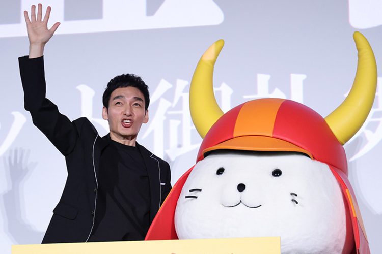 主演『碁盤斬り』の大ヒット御礼舞台挨拶に登壇した草なぎ剛