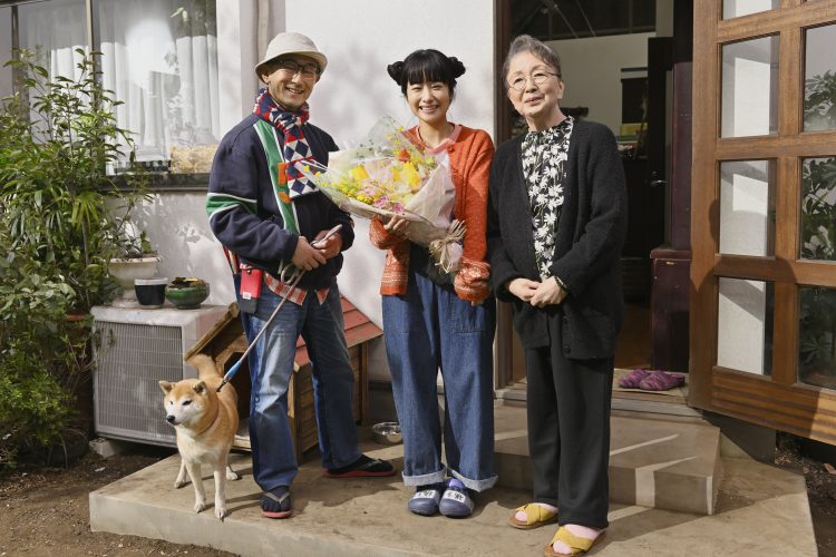 草笛さんとのやり取りはまるで漫才のようだったと複数の出演者やスタッフから証言が。『老後の資金がありません！』から築く信頼の賜物。（c）2024映画「九十歳。何がめでたい」製作委員会 （c）佐藤愛子／小学館