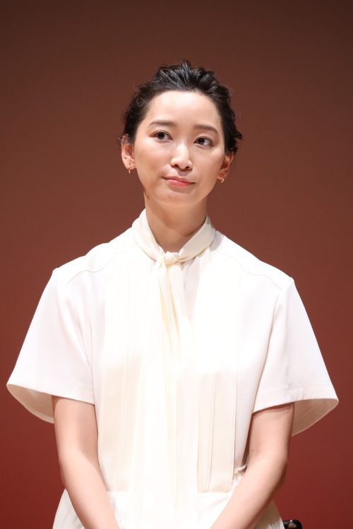 2年前から子どもとパリに移住した杏