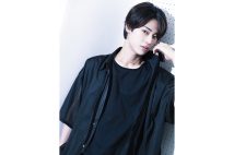 舞台初出演にして初主演をつとめるGENICの雨宮翔