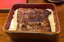 意外と多い?うなぎの「皮」のムニュムニュが苦手な人たち 正直に伝えても冷たい反応「全部食べろ」「本物を知らないからだよ」