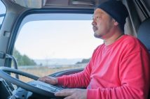【物流2024年問題】価格転嫁率は27.8%! 運転手の賃上げで倒産リスクが高まる運送業界の袋小路