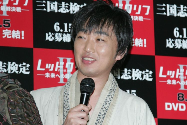 芸能活動自粛中のスピードワゴン・小沢一敬