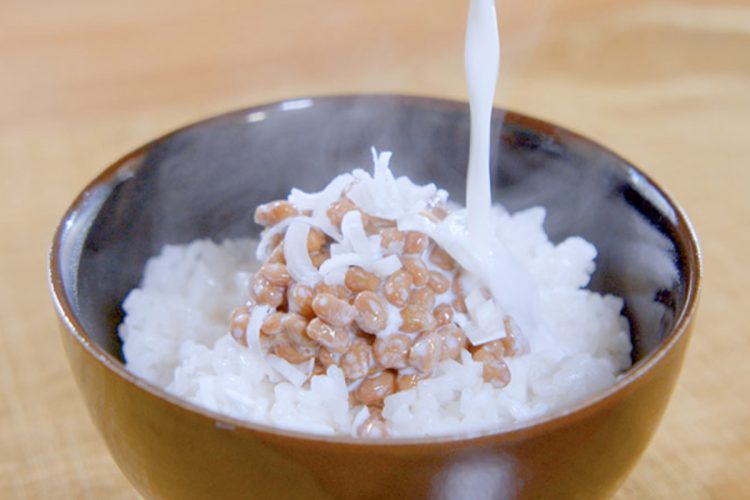北海道では知る人ぞ知る「納豆牛乳茶漬け」