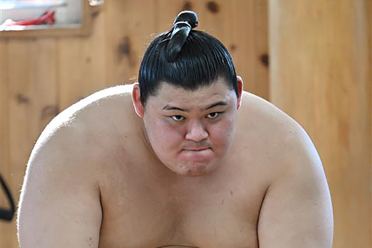 怪物・大の里、綱取りに危機か「昇進のハードルが下がったタイミングで