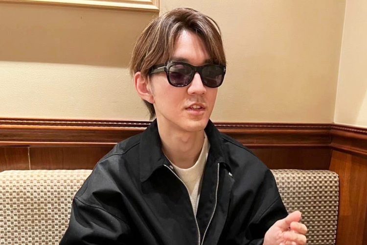 13歳の時にニコニコ動画とYouTubeにピアノ動画を投稿し始めた