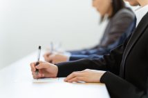 【意識高い就活生のリアル】2年生から「選抜コミュニティ」に参加した東大生の思い 30万円のコースでも「志望する戦略コンサルに入れれば安いぐらい」