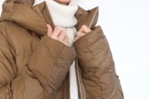 無理して高級ダウンジャケットを買って後悔する人たち 「他のアイテムがしょぼくてダウンだけ浮いてしまう」「クリーニング代が想定外に高かった」、一点豪華主義のワナ
