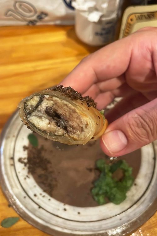 『鮎のコンフィ春巻き』の断面