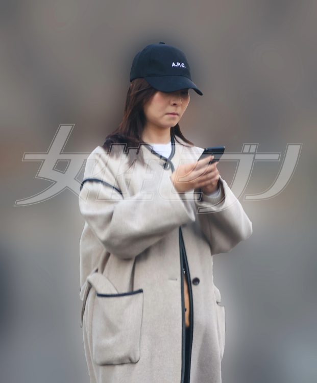 スマホを確認する(2024年12月)