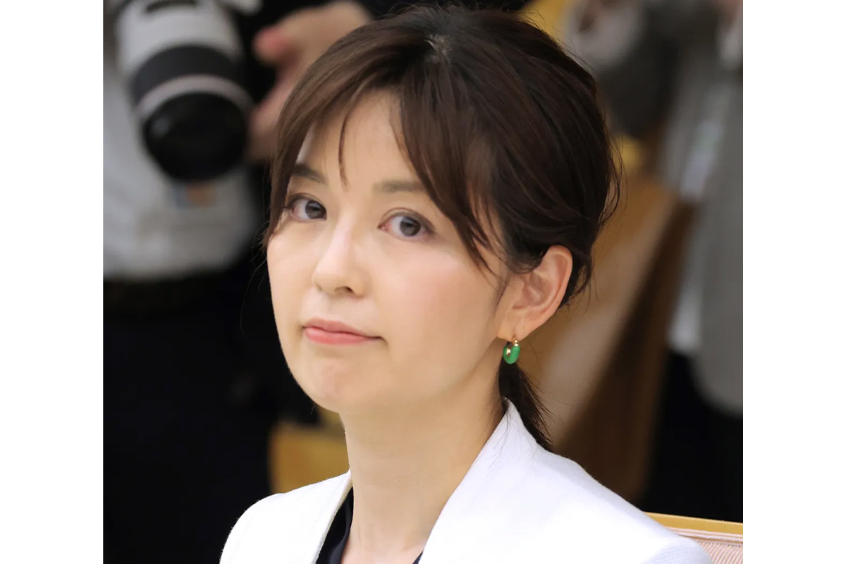 女子アナ pantira 