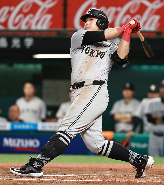 岡本和真