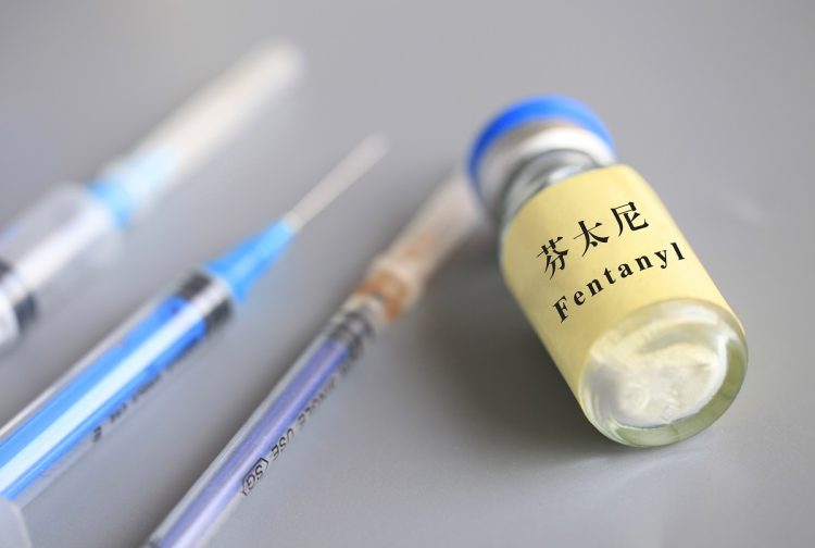 中国はフェンタニルの製造・輸出大国(Imaginechina/時事通信フォト)