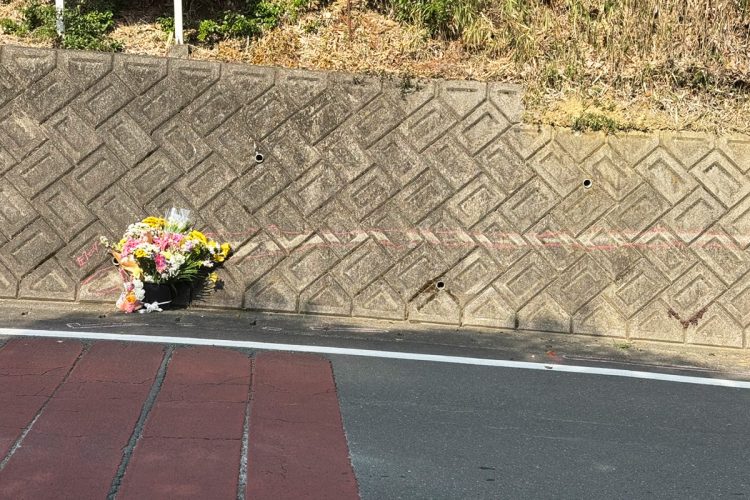 警察は事故が起きた当時の状況や原因について調べている