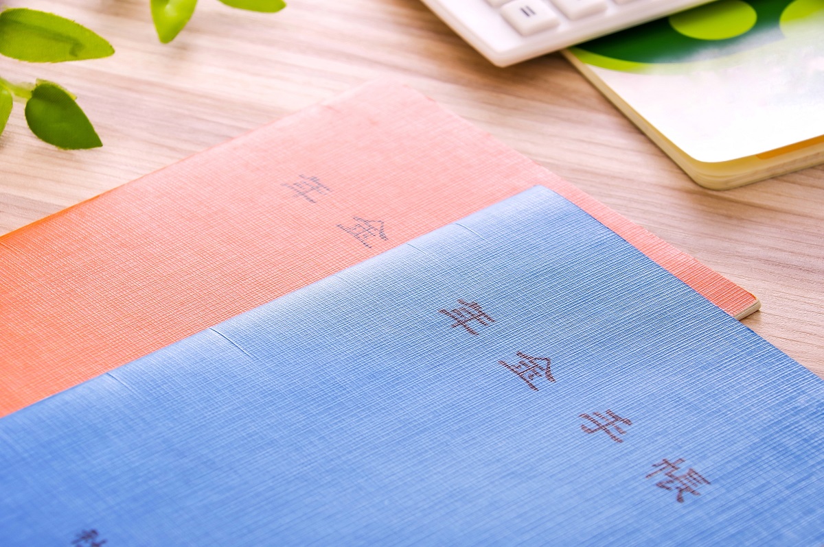 《まるで借りパク》政府の基礎年金（国民年金）の底上げ案　財源として厚生年金を流用するのは「目的外使用」ではないのか、受給額が年間8万円以上減額も