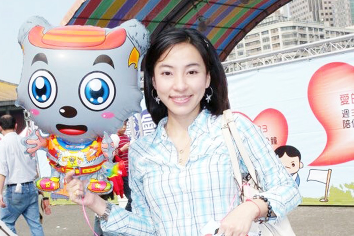 レア テンテン ファンクラブ会報 キョンシー キョンシーズ 幽幻道士 霊幻道士 Amazon.co.jp: 霊幻道士Ⅹ 最強妖怪キョンシー現る(字幕版)を