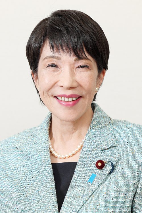 靖国参拝などについてもきいた