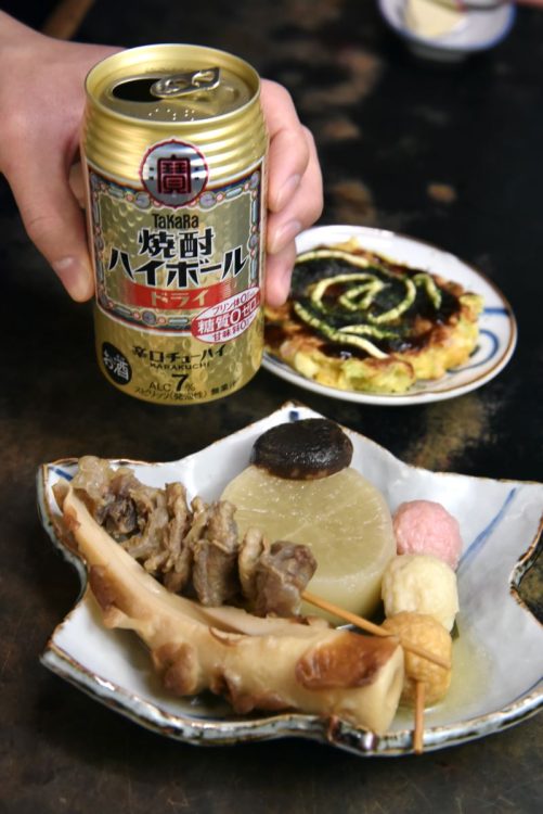 少し肌寒いこの日は味が染みたおでんが登場