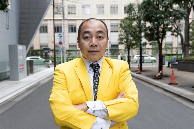 「ダマされ王」の栄冠を手にした高野さん
