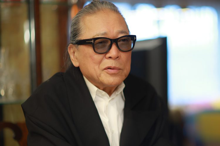 東京・白金にアトリエ兼自宅を構えている