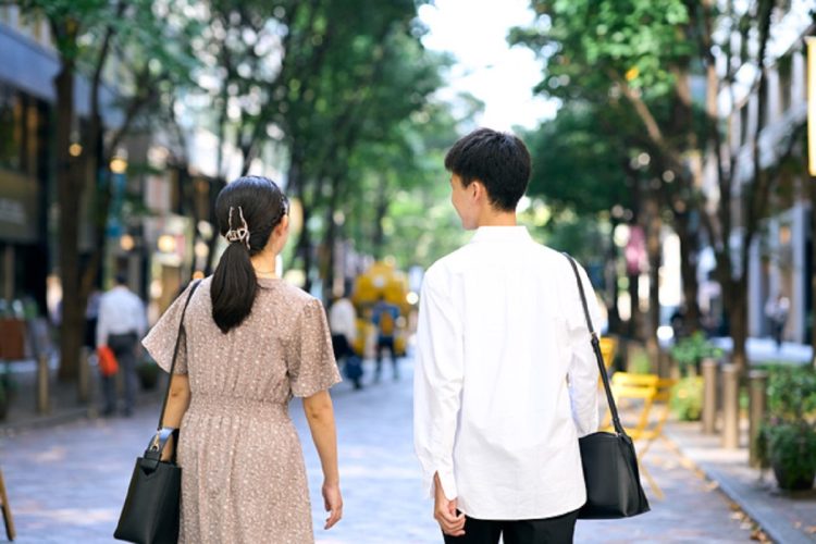 運命の出会いがあるかもしれない（写真：イメージマート）