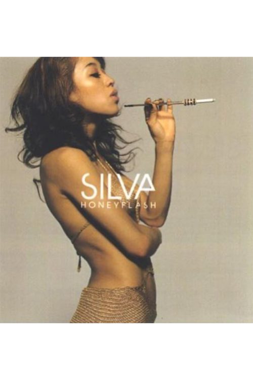 16歳から作詞・作曲活動に取り組んでいたSILVA（Instagramより）