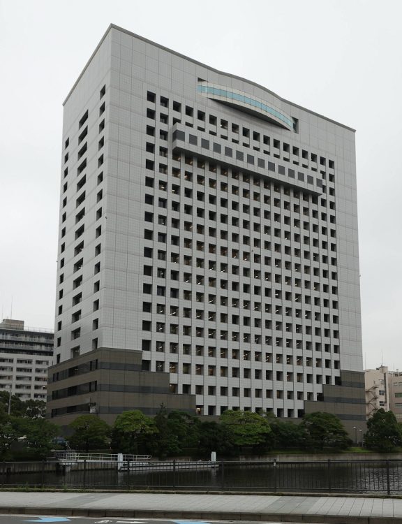 神奈川県警察本部。横浜市中区（時事通信フォト）
