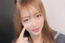 奥本美穂容疑者(32)の知られざる”アイドル時代”とは──(本人SNSより)
