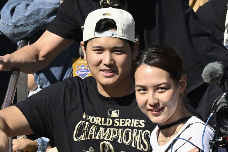 母の日に家族写真を公開した大谷翔平(写真/共同通信社)
