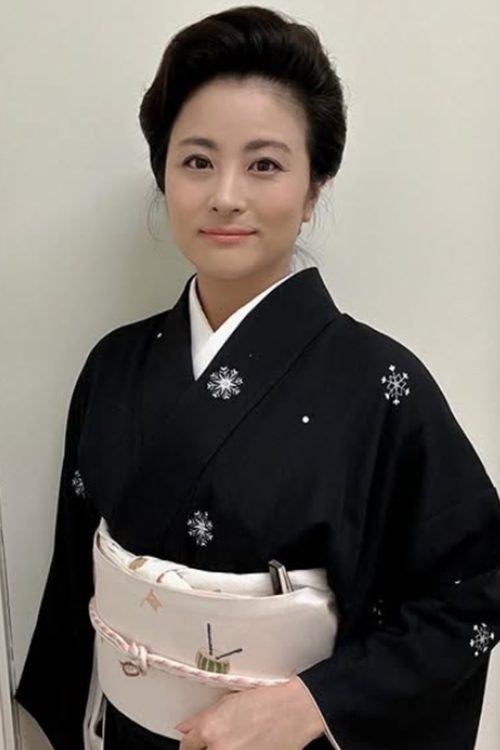 梨園の妻として着物姿も多数投稿（Instagramより）