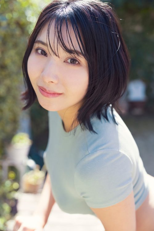 身長162cm、B96（Hカップ）・W58・H86