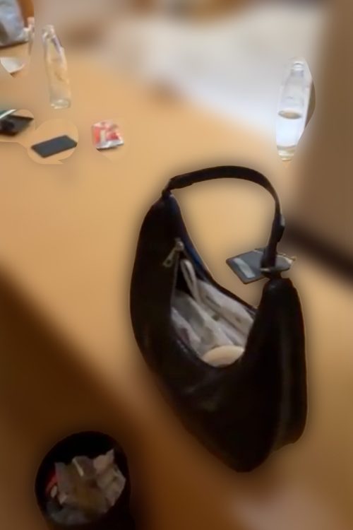 小西容疑者はこれまでに3回、薬物性接待に参加していた
