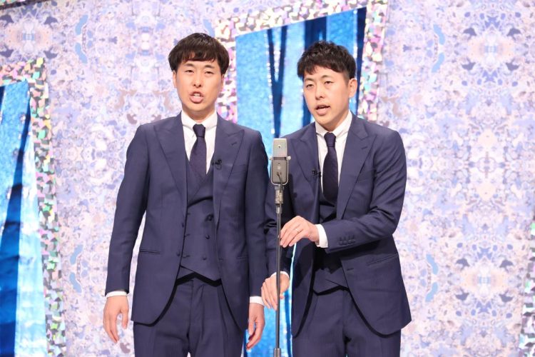 結成18年目の双子漫才師「吉田たち」も参戦　Ⓒフジテレビ