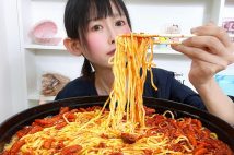 大食いYouTuber・おごせ綾さん