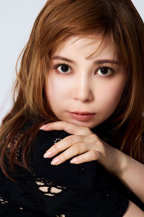 年齢非公開であるけれど、“レベル40”にして、この美肌!