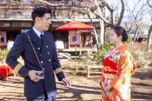 若松次郎を演じる中島歩（左）は歴史上のある有名人の子孫にあたるという（C）NHK連続テレビ小説「あんぱん」NHK総合　毎週月～土曜 午前8時～8時15分ほかにて放送中