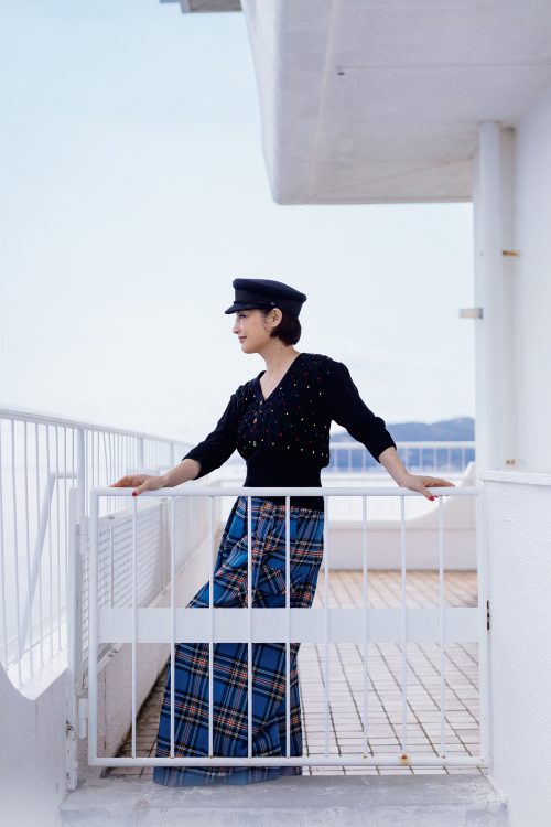 「お芝居は役作りの作業が楽しく、あれやこれや考える時間がワクワクするんです。体力的にきつくても、大好きなことができている喜びで大変と思ったことはなかった。『連ドラの女王』と呼ばれることも、あの頃は日々の撮影に必死過ぎて全く気にしてなかったですね（笑）」