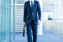 資産4億円の投資家兼会社経営者ヘム氏、商社マン時代に感じた「成績が毎年リセットされる」理不尽 お金で成功したければ「ストックの世界で生きるべき」の意味