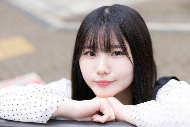 セクシー女優への転身を電撃発表した純白彩永さん